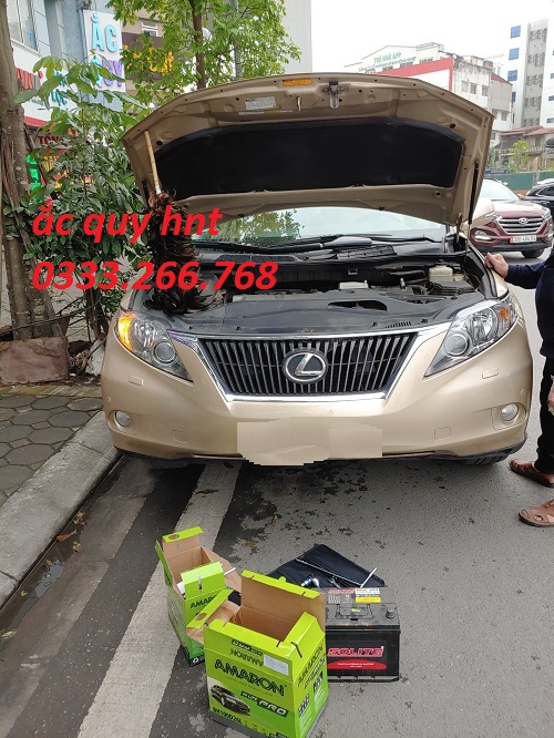 Thay Ắc quy xe Lexus LS400 tại nhà