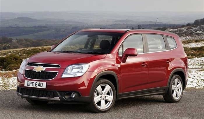 thay ắc quy xe Chevrolet Orlando tại nhà