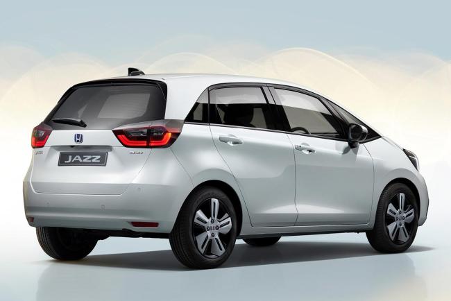 thay ắc quy xe Honda Jazz tại nhà lh:0333266768