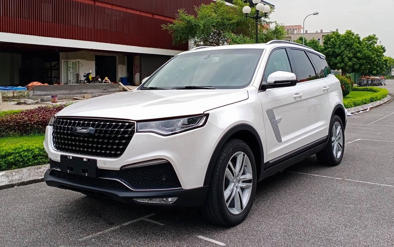 thay ắc quy xe Zotye Z700 tại nhà