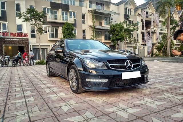 thay ắc quy xe Mercedes C230 tại nhà 0333266768